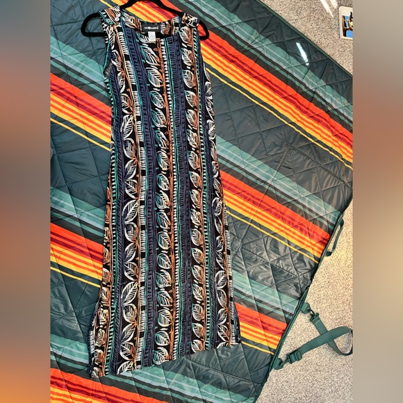 Sag harbor dress - Picture 2 of 5